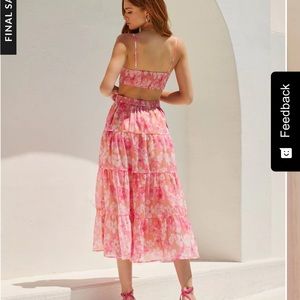 Vici - Cobble Hill Cutout Tiered Midi Dress